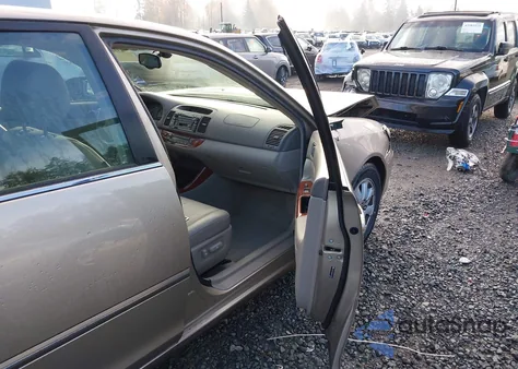 2004 Toyota Camry Xle V6 from USA, damaged, VIN JTDBF30K240157853